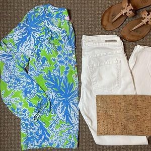 Women’s Lilly Pulitzer XS Limeade Biggest Fan blouse with gold button detail